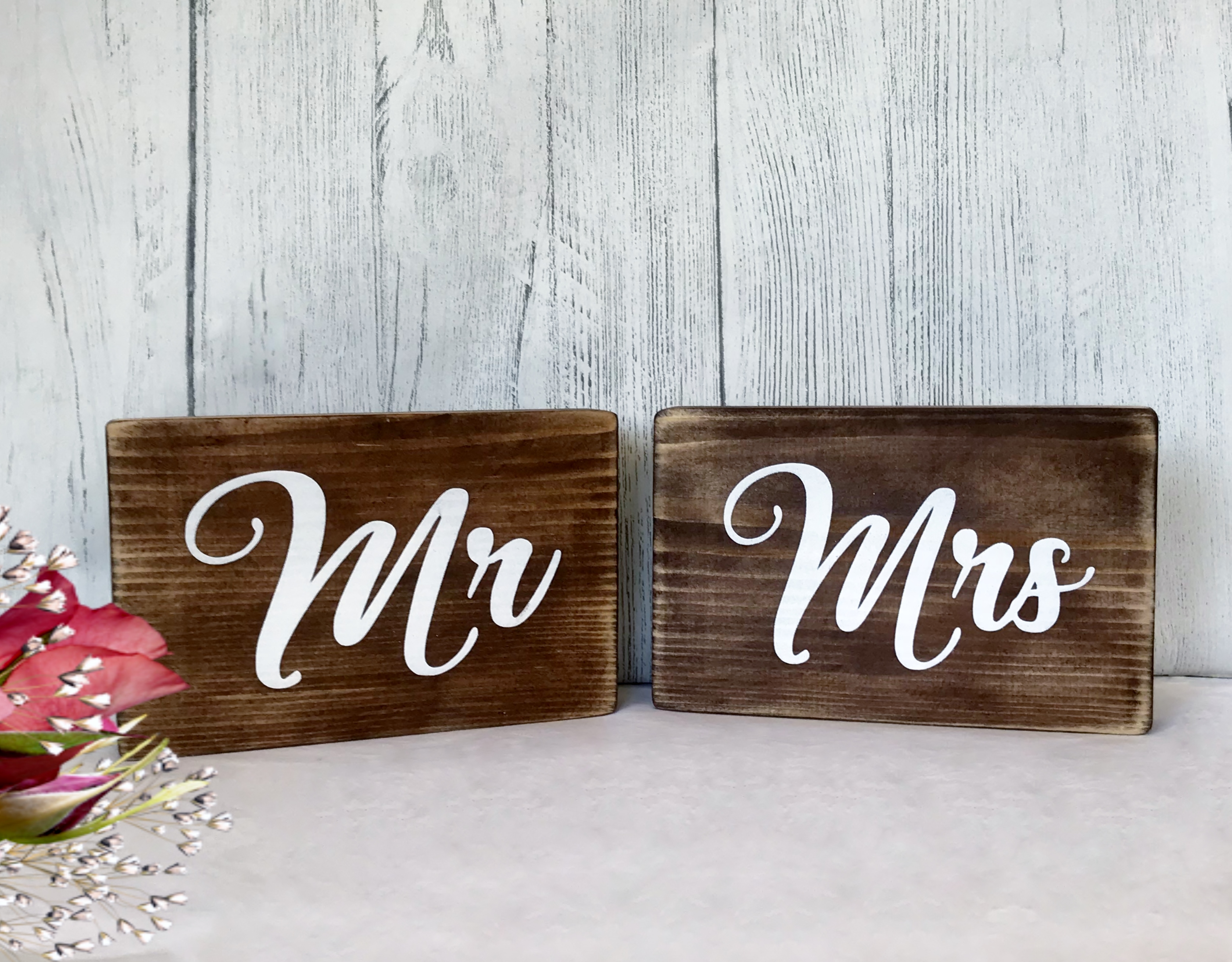 Why Personalized Wedding Gifts Are the Perfect Choice for Every Couple mr-mrs-rustic-wedding-sign-www.vintagesignboutique.com_